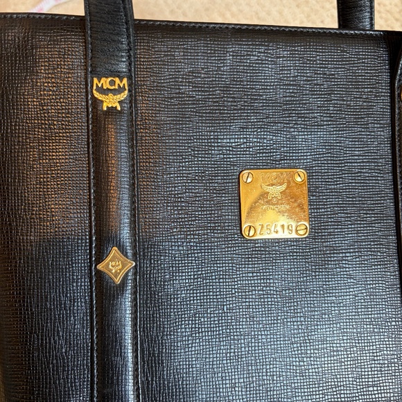 MCM shoulder strap bucket tote bag black gold - Picture 10 of 12